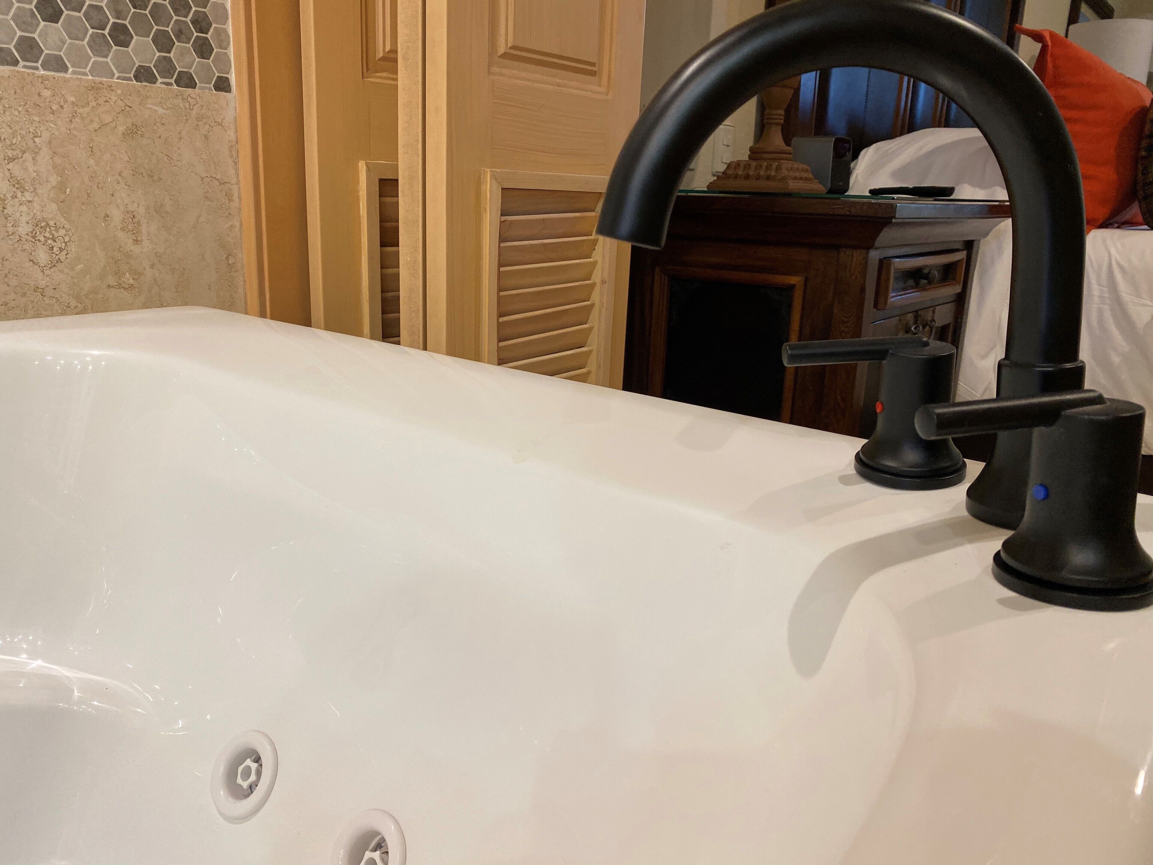 2 chambres, surmatelas, fer et planche à repasser, Wi-Fi