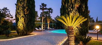 VILLA DELLE LANTANE with Private Pool in a garden of 10,000 m. q.