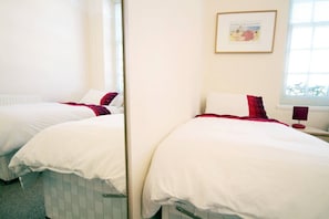 2 bedrooms