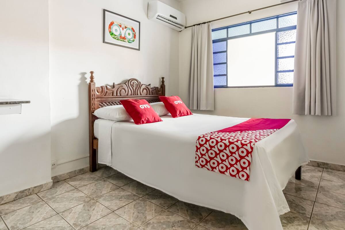 Double Room | Free WiFi, bed sheets