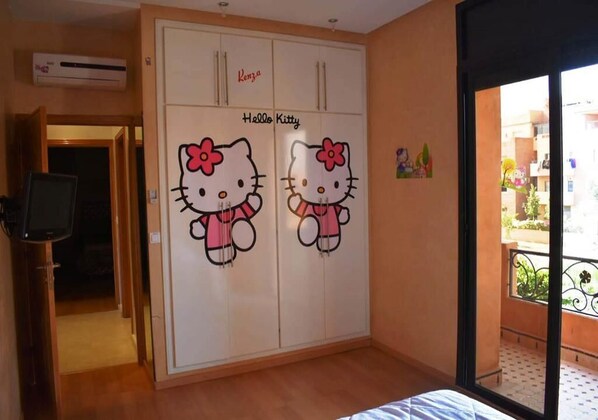 3 bedrooms, Internet