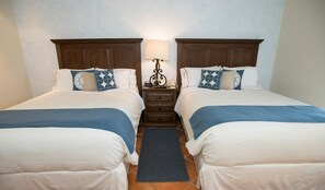 2 bedrooms, internet, bed sheets