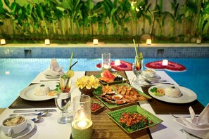 Outdoor dining - Two Bedroom Villa, Great Location in Seminyak (Seminyak)