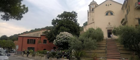 Esterni