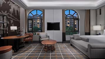 Habitación ejecutiva, 1 cama King size | Área de sala de estar | Televisión LCD
