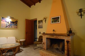 Interior - House in a quiet environment, ideal for an absolute relaxation. (Achilleion)