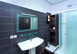 Shower, bidet - Sublime Villa with pool in Marrakech 4255 (Marrakech)