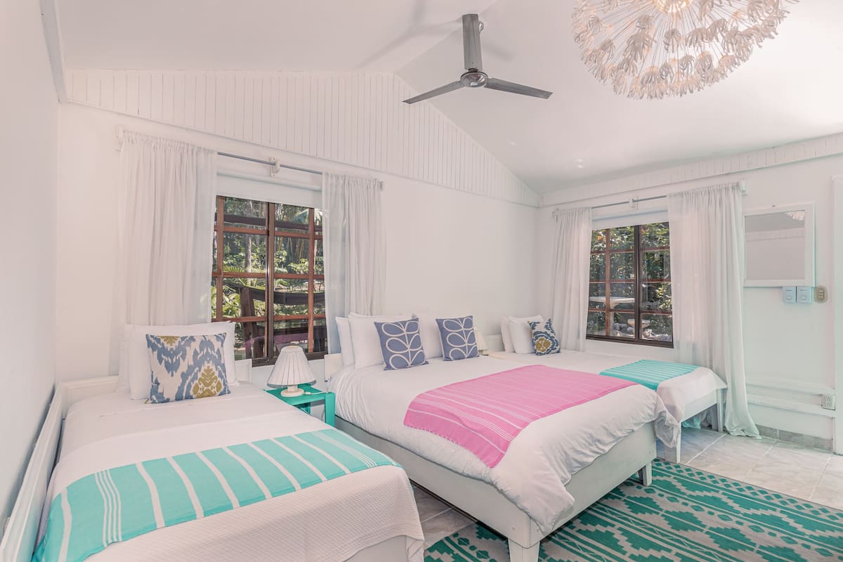 Premier with Kitchen Garden View | 1 bedroom, minibar, in-room safe, free WiFi