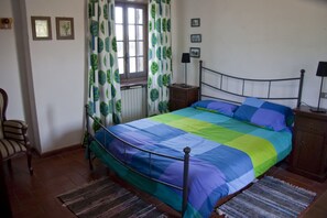 4 Schlafzimmer, Bügeleisen/Bügelbrett, Reisekinderbett, WLAN