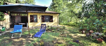 The Fox of the Lighthouse. Holiday home surrounded by greenery 