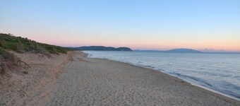 The Fox of the Lighthouse. Holiday home surrounded by greenery 