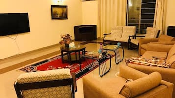 TV, books, music library, video library