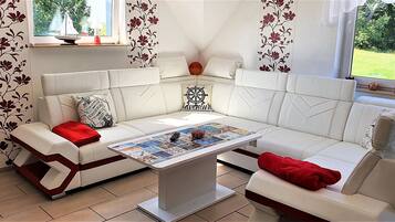 Smart-TV, Kamin, DVD-Player, Stereoanlage