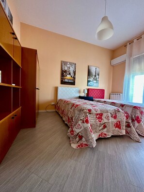 2 dormitorios, tabla de planchar con plancha, wifi y ropa de cama