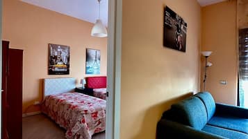 2 habitaciones, tabla de planchar con plancha, wifi y ropa de cama