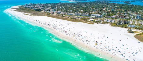 Beach nearby, sun loungers, beach towels, snorkeling