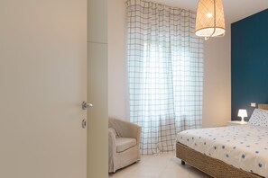 2 bedrooms