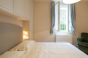2 Schlafzimmer, Bügeleisen/Bügelbrett, WLAN