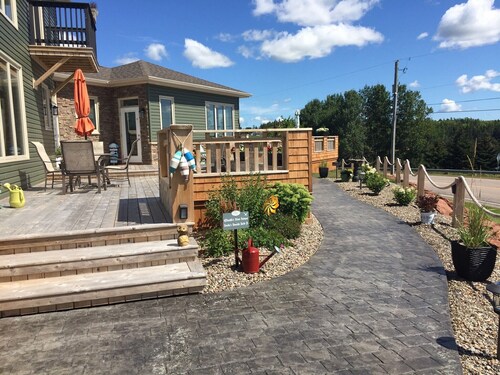Serita’s Seaside Suite overlooking the Cardigan River.