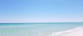 Destin Sun: Secluded Home with Pool, Golf Cart, Walk to Beach