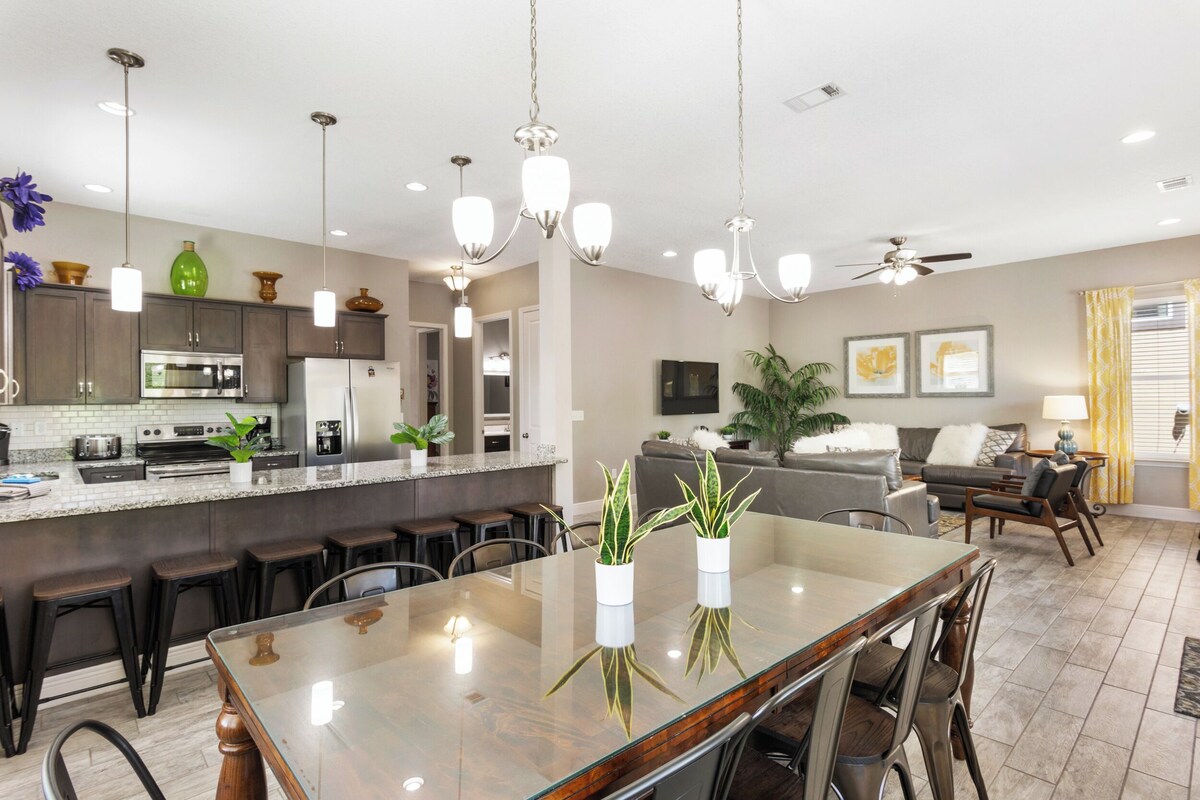 Photo 11 of Destin Sun: Secluded Home with Pool, Golf Cart, Walk to Beach