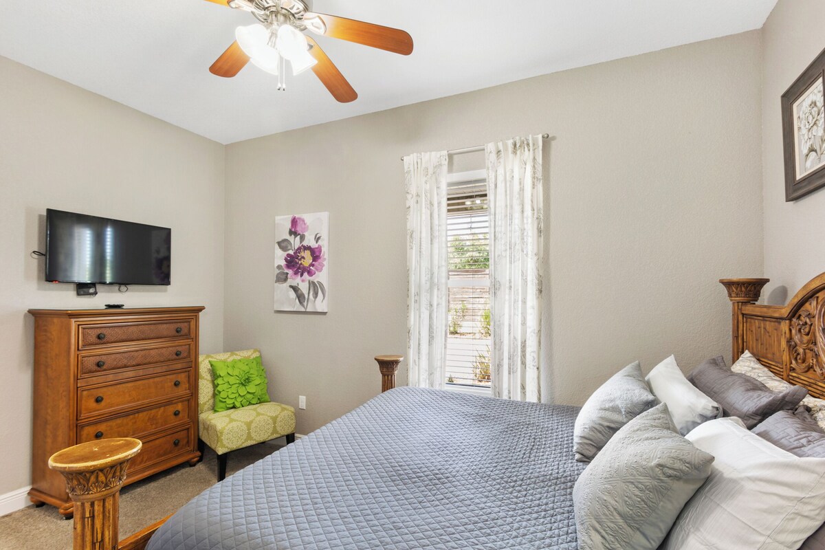 Photo 20 of Destin Sun: Secluded Home with Pool, Golf Cart, Walk to Beach