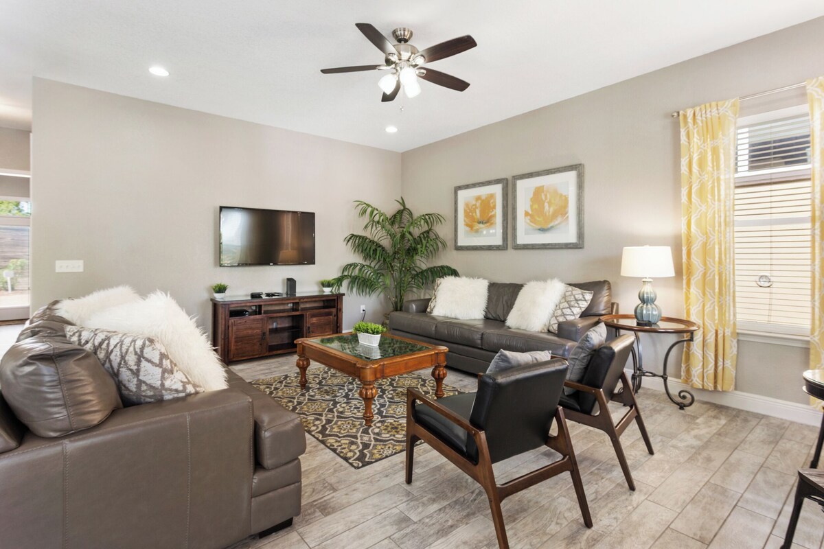 Photo 18 of Destin Sun: Secluded Home with Pool, Golf Cart, Walk to Beach