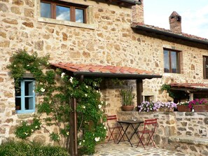 屋外ダイニングエリア