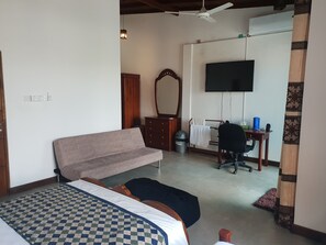 Quadruple Suite - Trellis Apartment (Colombo)