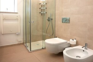 Haartrockner, Handtücher