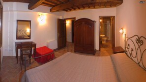 3 camere, accesso a Internet, lenzuola