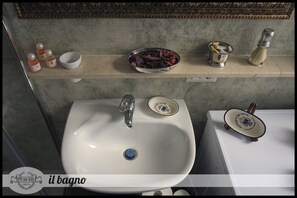 Haartrockner, Handtücher