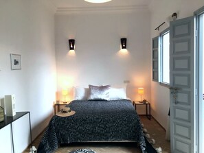 5 bedrooms, iron/ironing board, internet, bed sheets - Riad The ARGANIER LOCATED IN THE HEART OF THE KASBAH (Marrakesh)