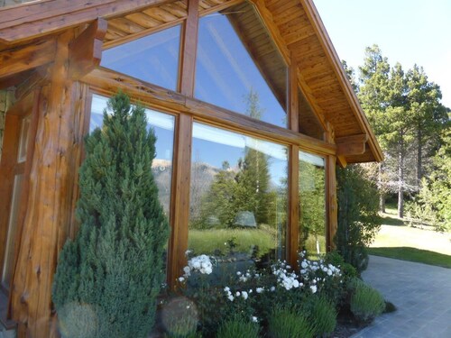 Beeindruckende und einzigartige 330 qm Berg Stil Haus in Bariloche 