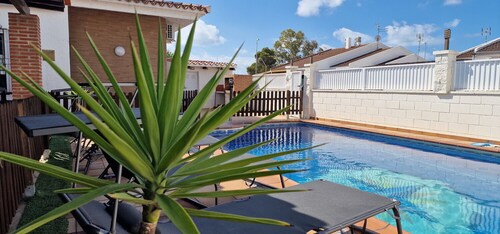 "Josef“@MARISOL: 490m zum Strand, Privat-Pool, A/C, WiFi, Hundestrand