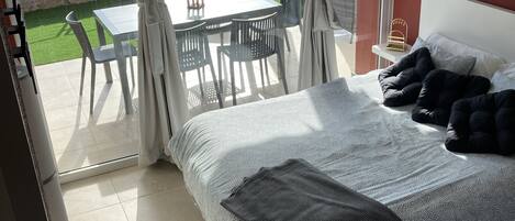 3 bedrooms, iron/ironing board