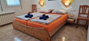 3 slaapkamers, gratis wifi, beddengoed