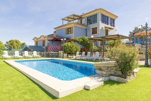 Alberca al aire libre 