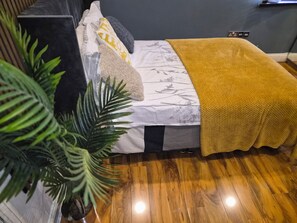 Premium bedding, individually decorated, individually furnished, desk