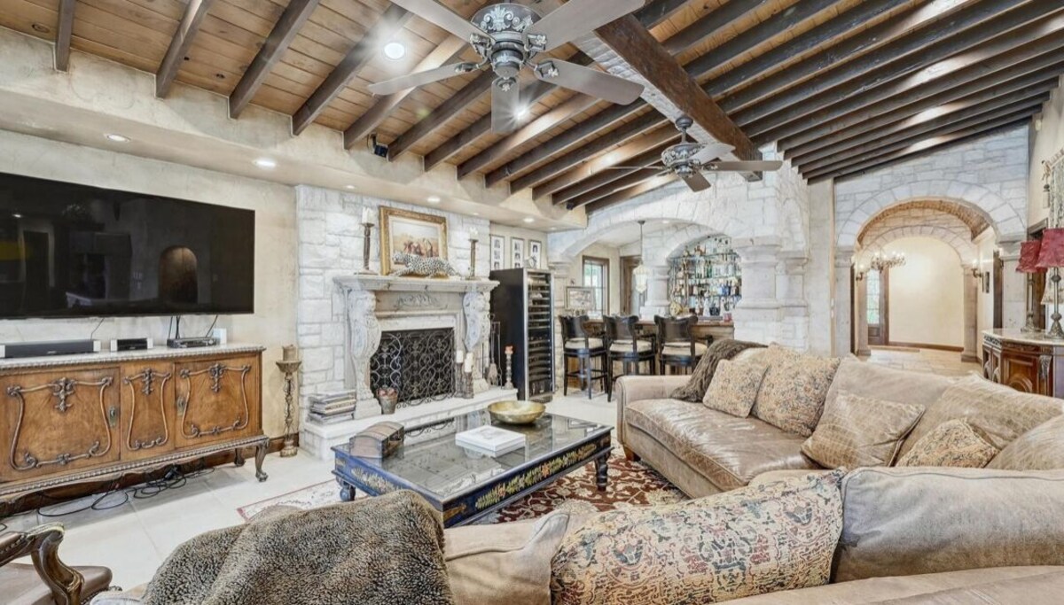 Photo 2 of Villa Toscana – Rustic Italian Lakeside Retreat - Private Boat Dock and slip