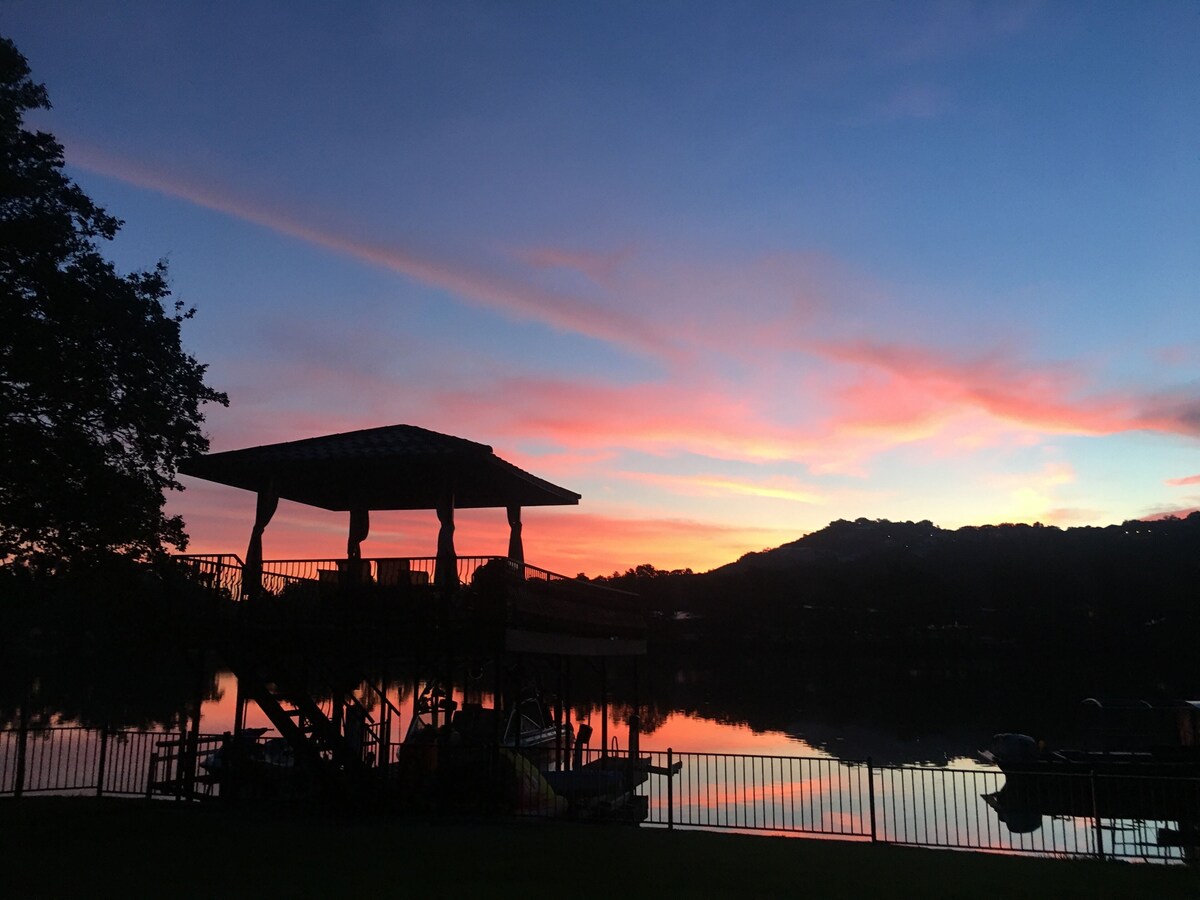 Photo 30 of Villa Toscana – Rustic Italian Lakeside Retreat - Private Boat Dock and slip