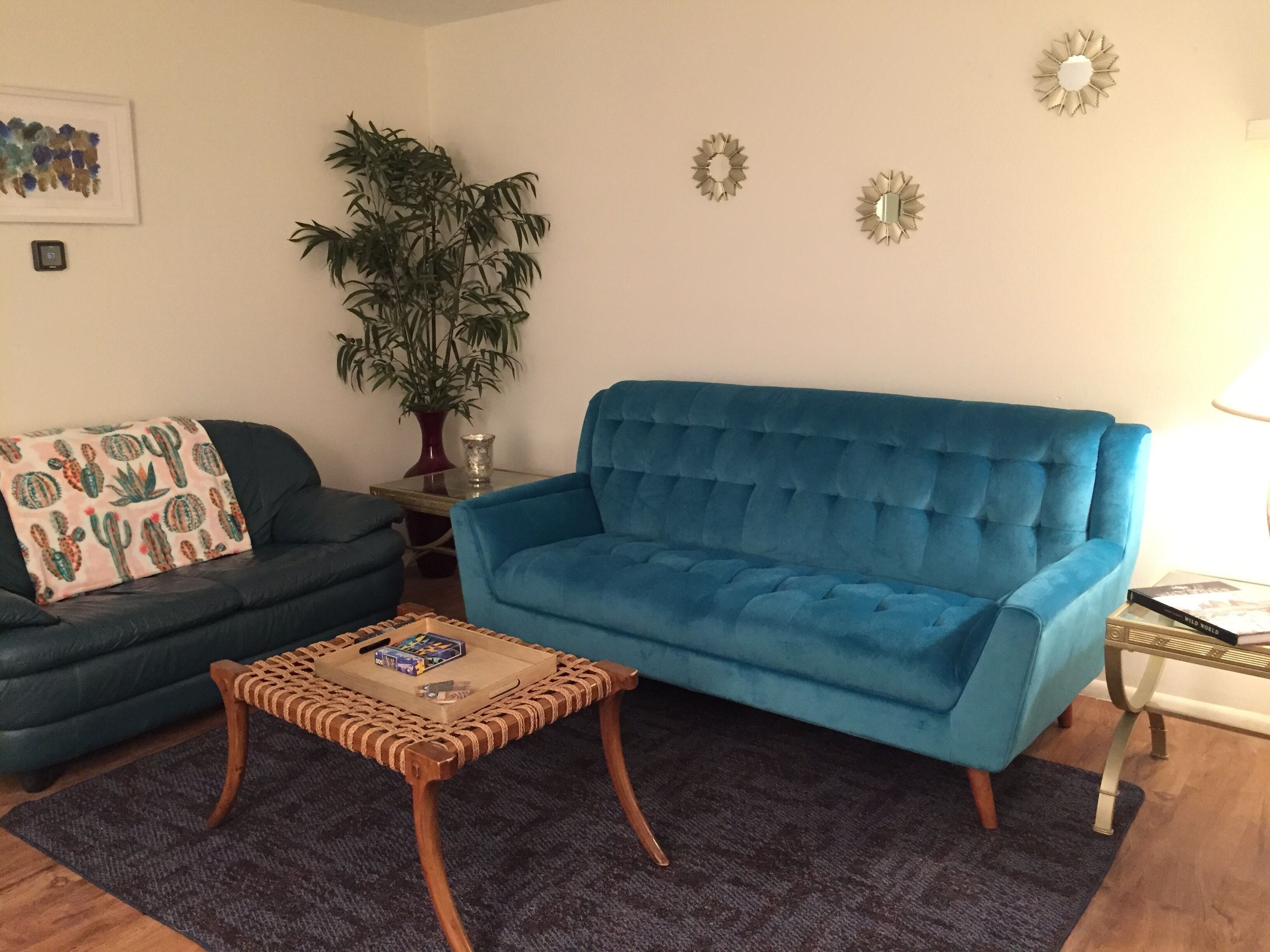 Great Location - Near Airport, ASU, stadiums w/Private Pool, shaded patio, & BBQ