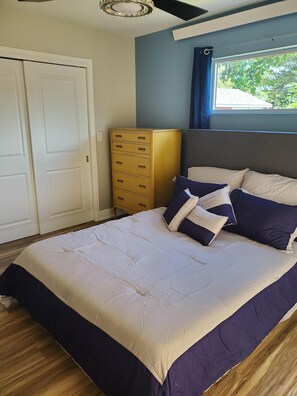 1 bedroom, free WiFi, bed sheets