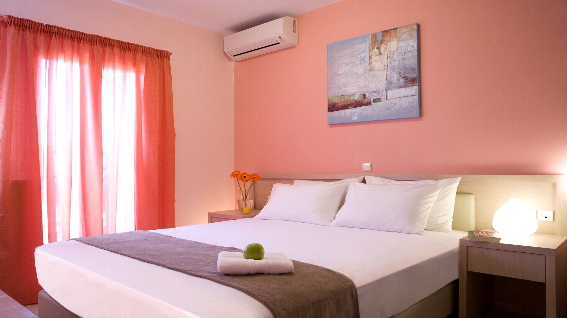 3 camere, una cassaforte in camera, ferro/asse da stiro, Wi-Fi gratuito