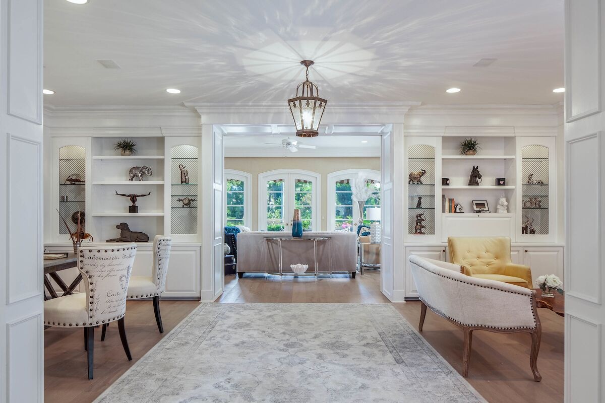 Photo 10 of Port Royal Newly Renovated Contemporary Home On 3/4 Acres Walking Distance Beach
