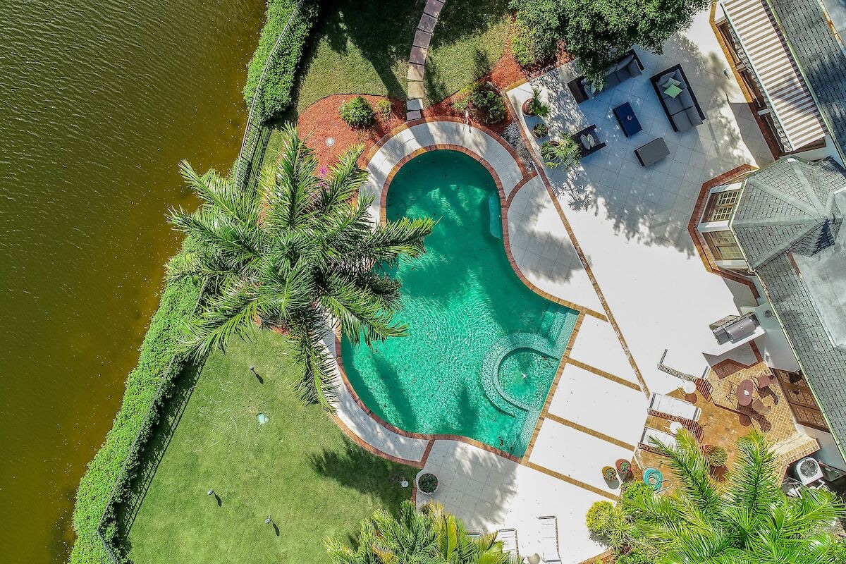 Photo 24 of Port Royal Newly Renovated Contemporary Home On 3/4 Acres Walking Distance Beach