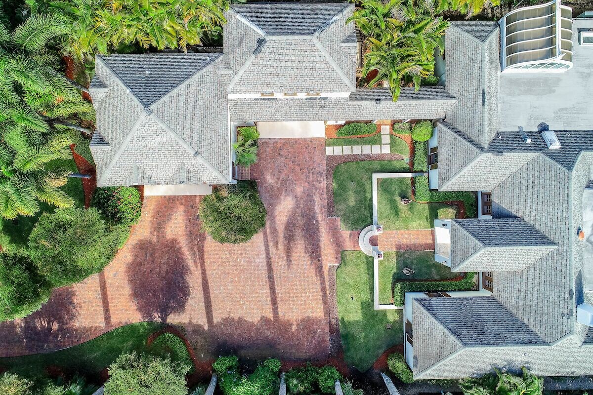 Photo 42 of Port Royal Newly Renovated Contemporary Home On 3/4 Acres Walking Distance Beach