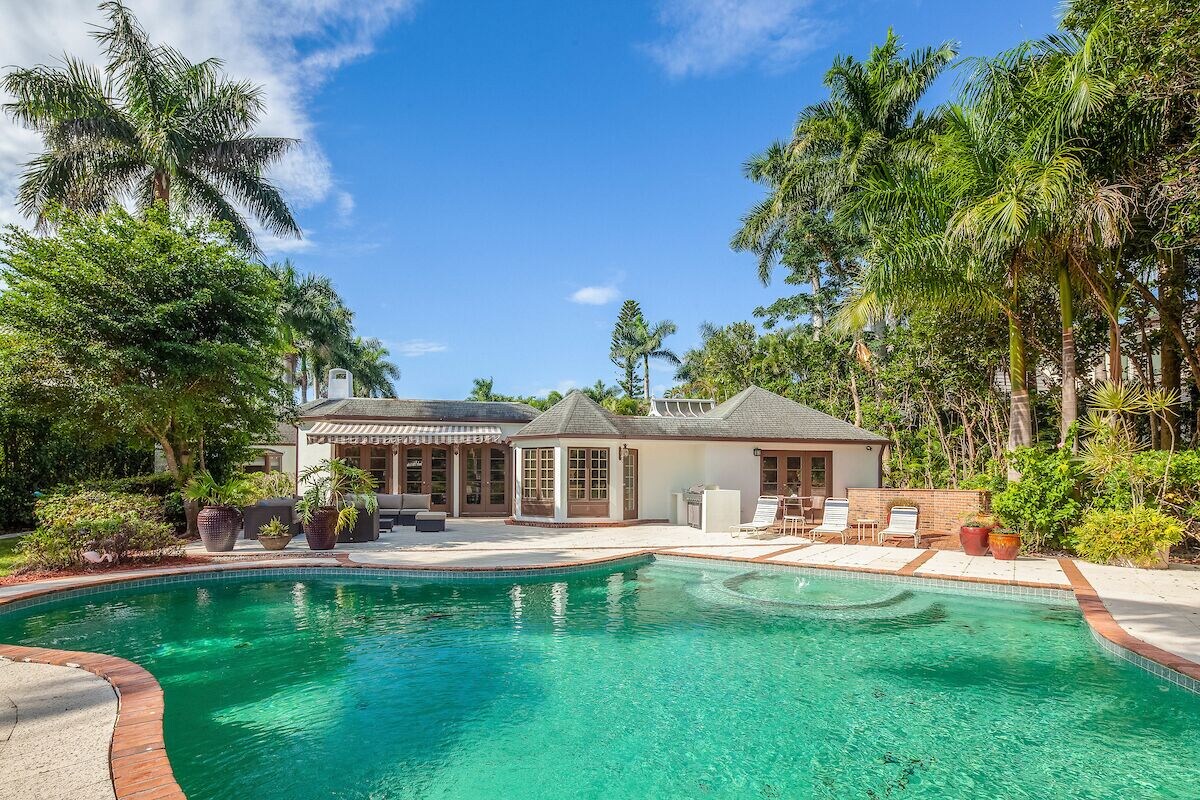 Photo 19 of Port Royal Newly Renovated Contemporary Home On 3/4 Acres Walking Distance Beach