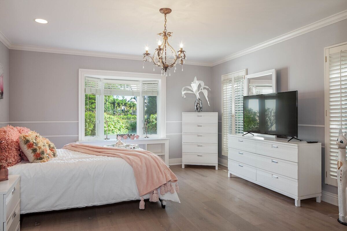 Photo 32 of Port Royal Newly Renovated Contemporary Home On 3/4 Acres Walking Distance Beach