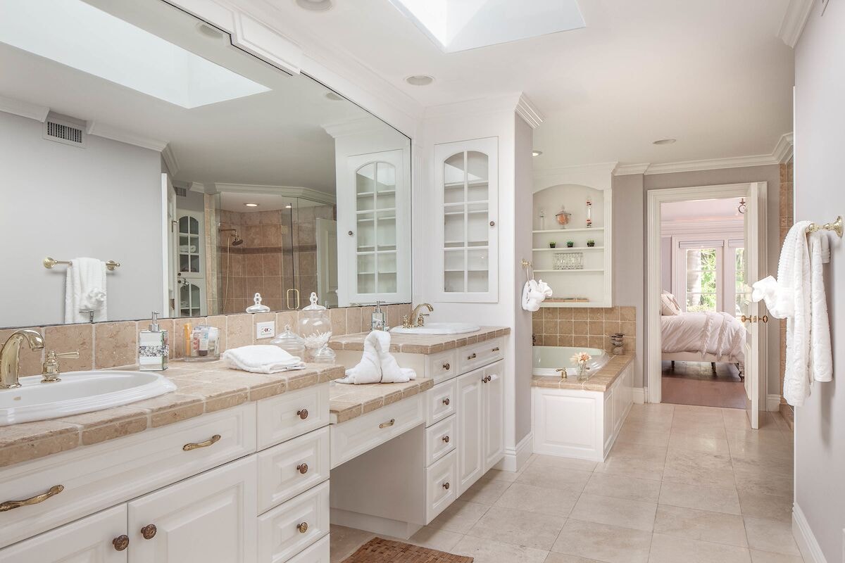 Photo 30 of Port Royal Newly Renovated Contemporary Home On 3/4 Acres Walking Distance Beach